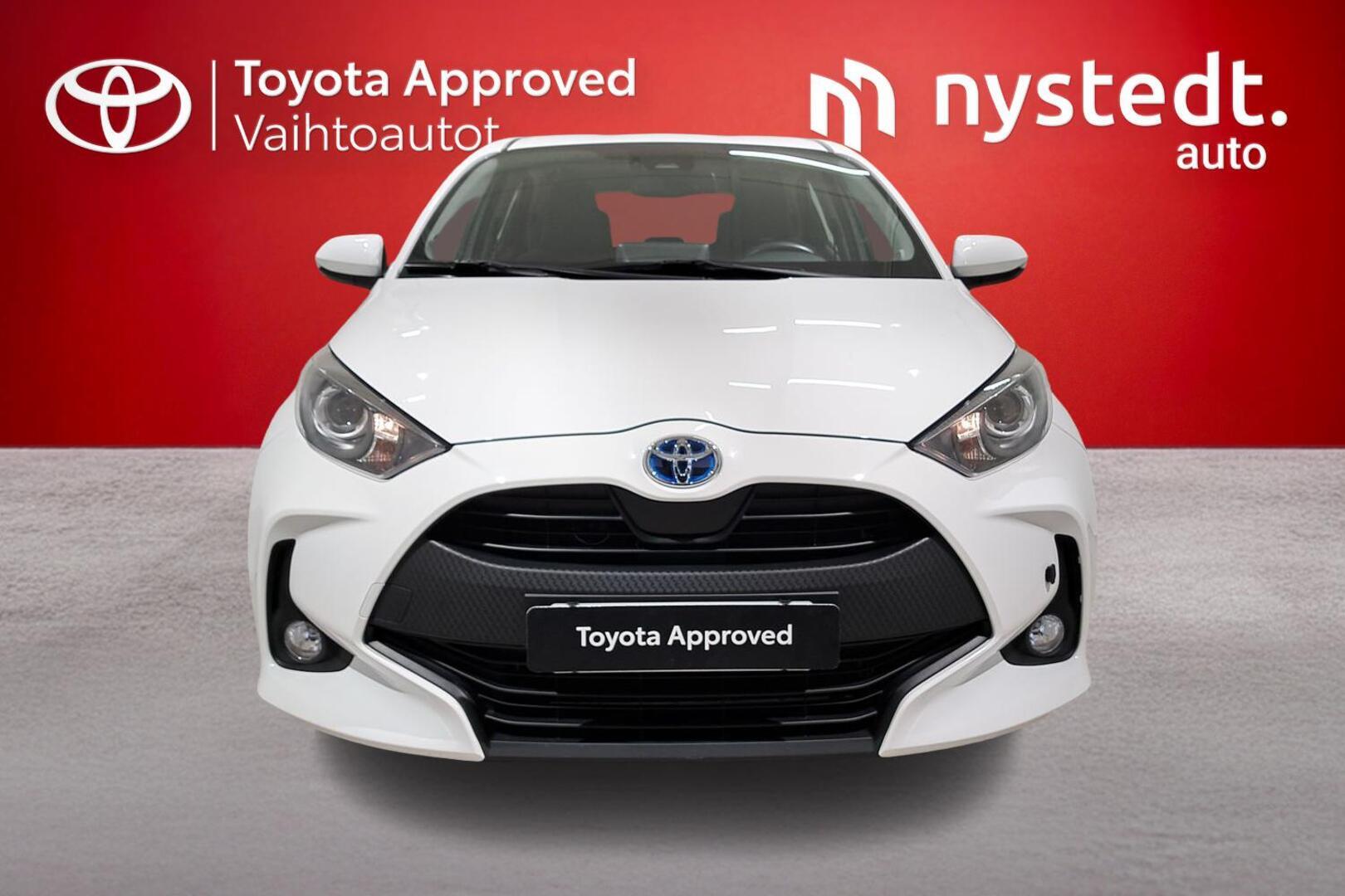 TOYOTA Yaris 2021