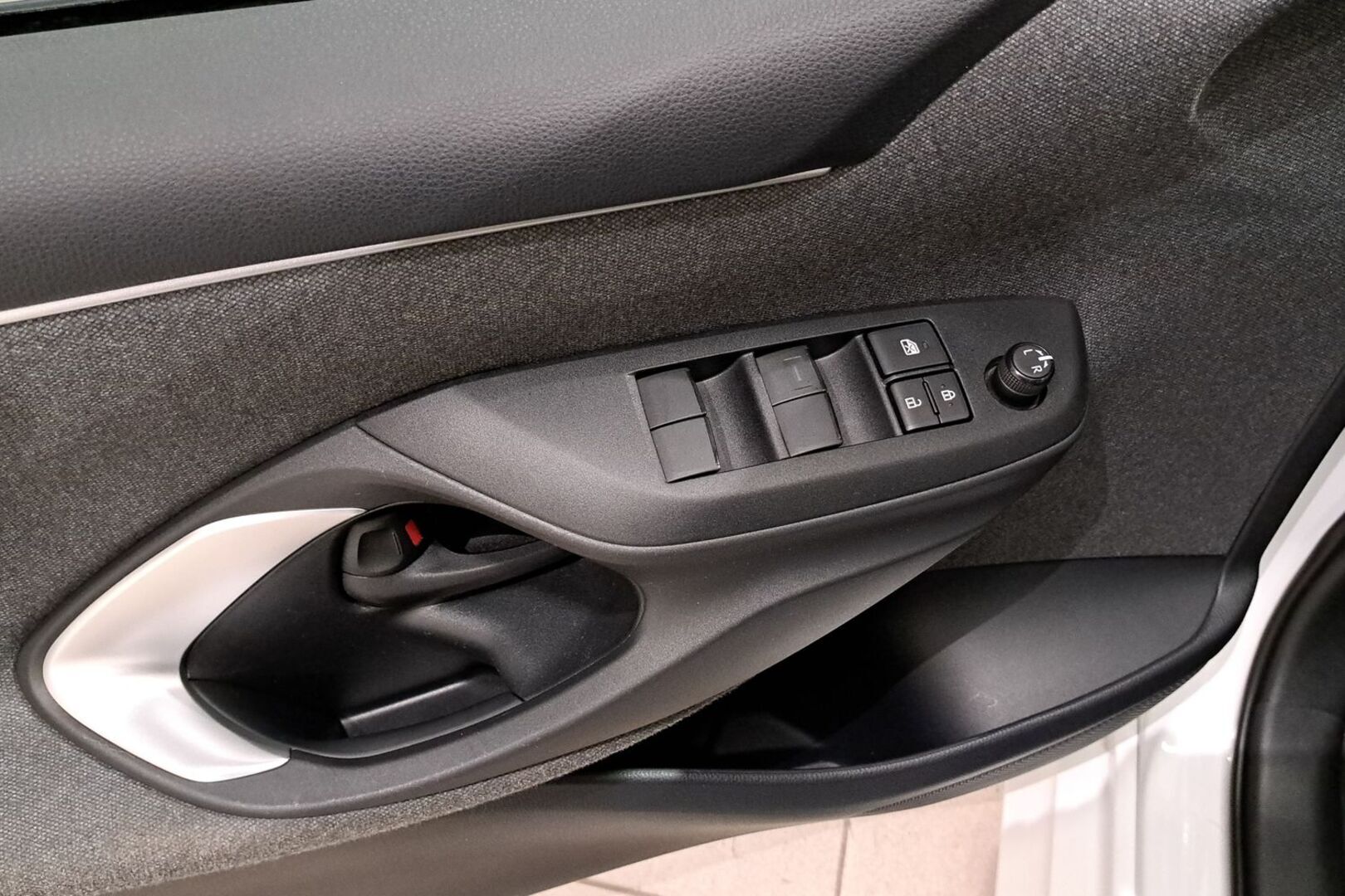 TOYOTA Yaris 2021