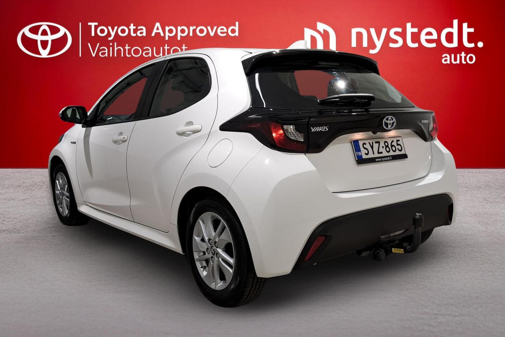 TOYOTA Yaris 2021
