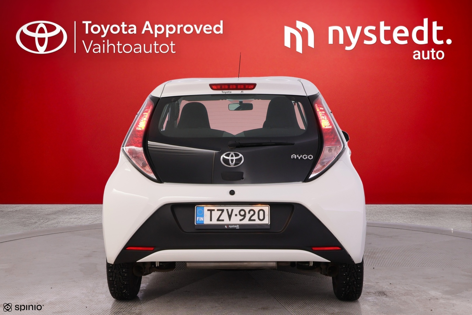 TOYOTA AYGO 2015