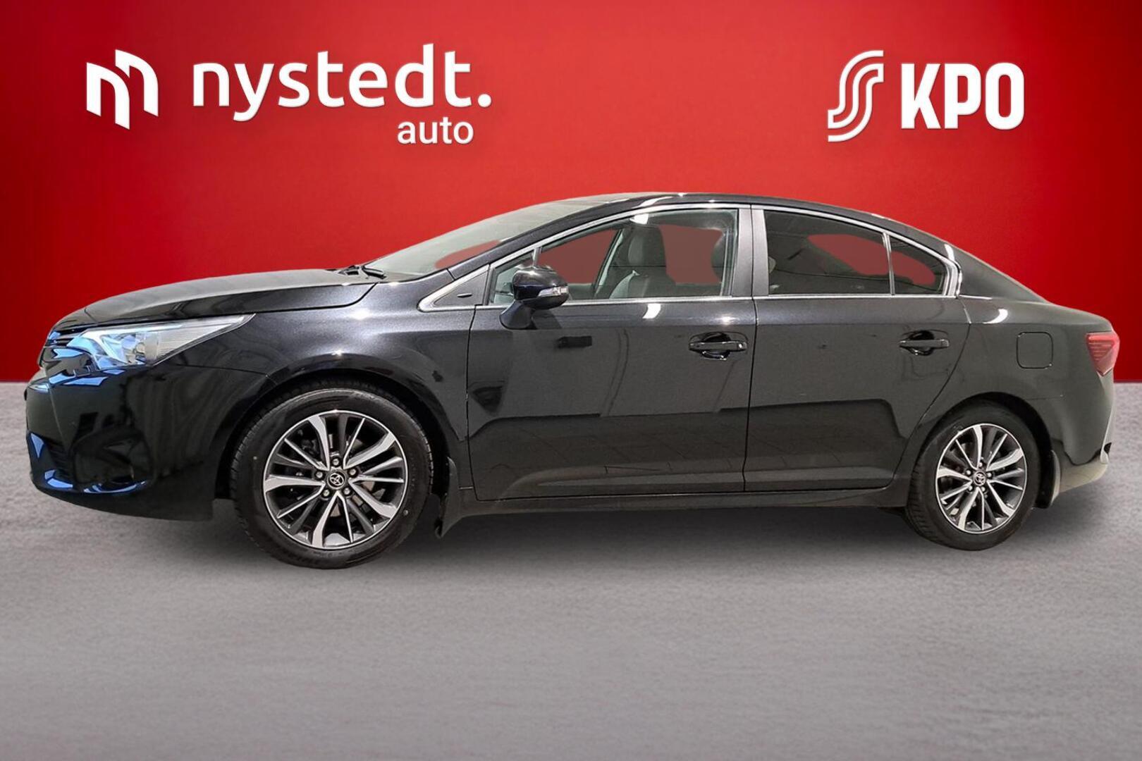 TOYOTA Avensis 2015