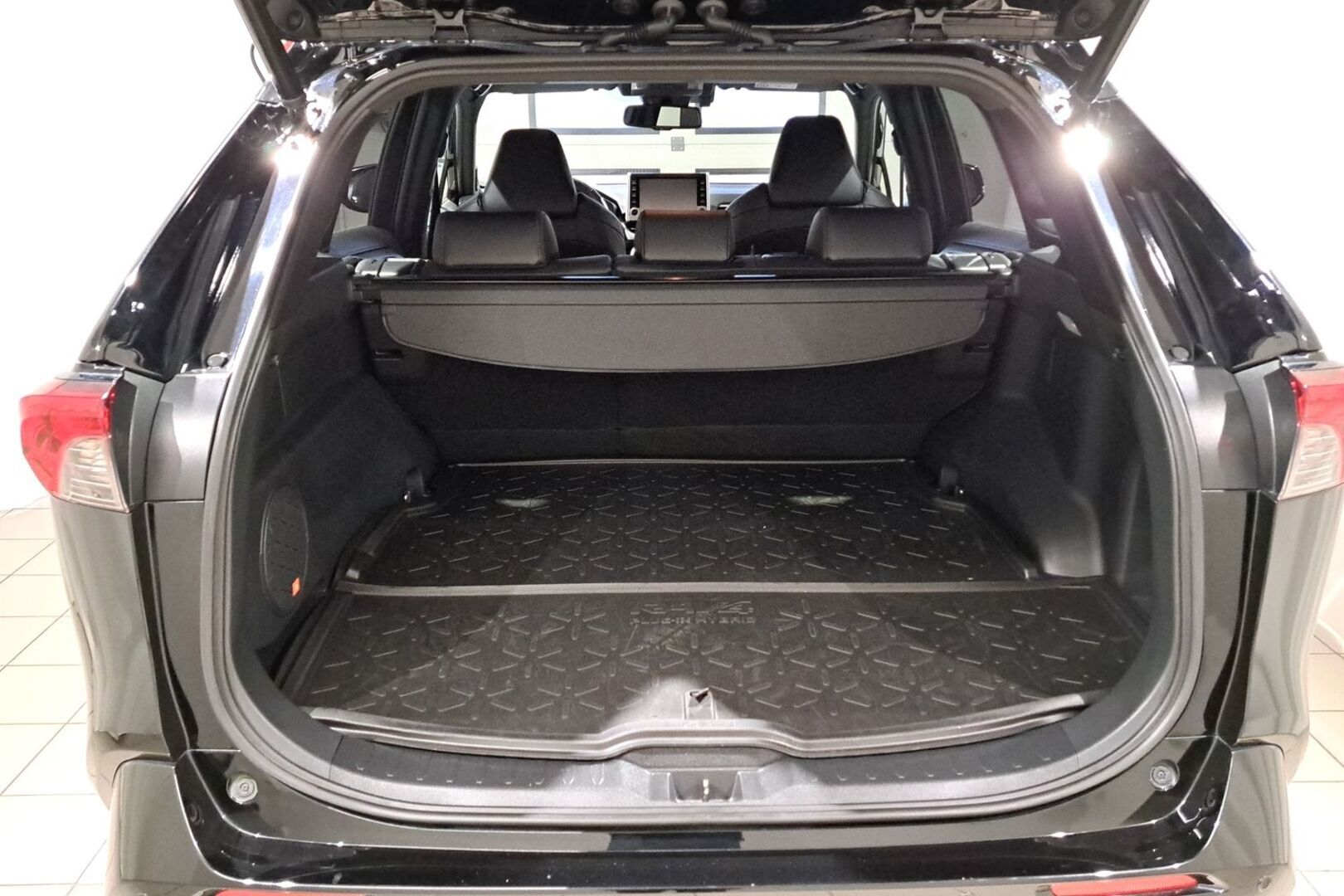 TOYOTA RAV4 Plug-in 2020