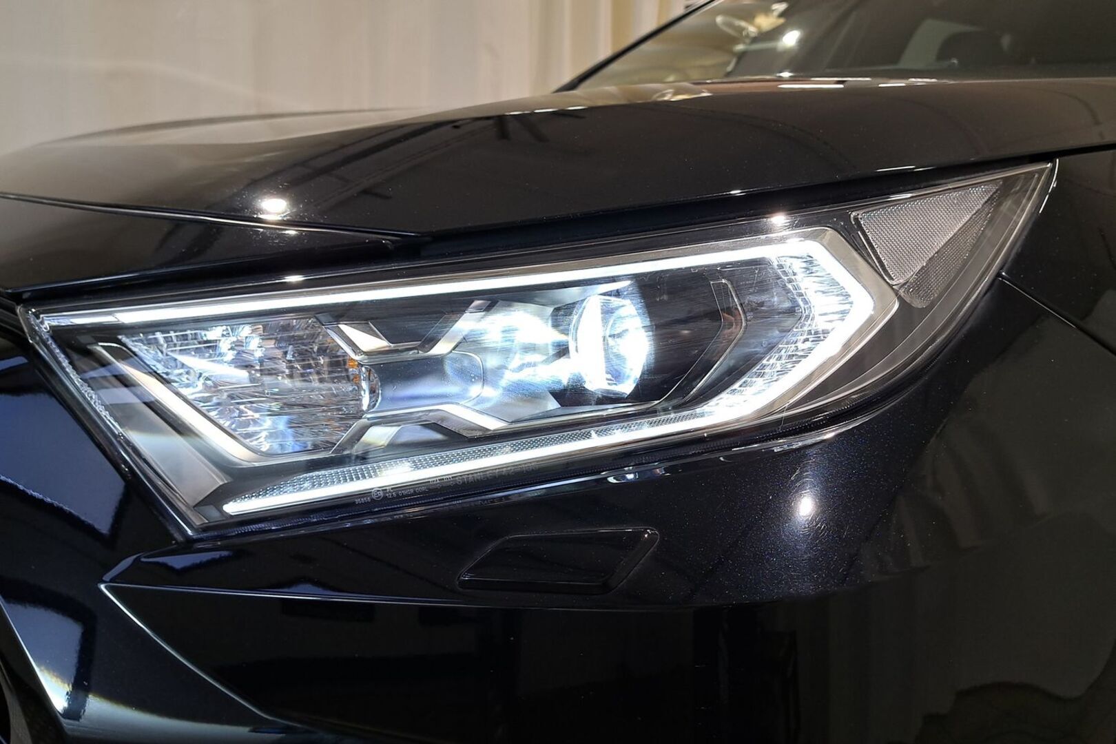 TOYOTA RAV4 Plug-in 2020