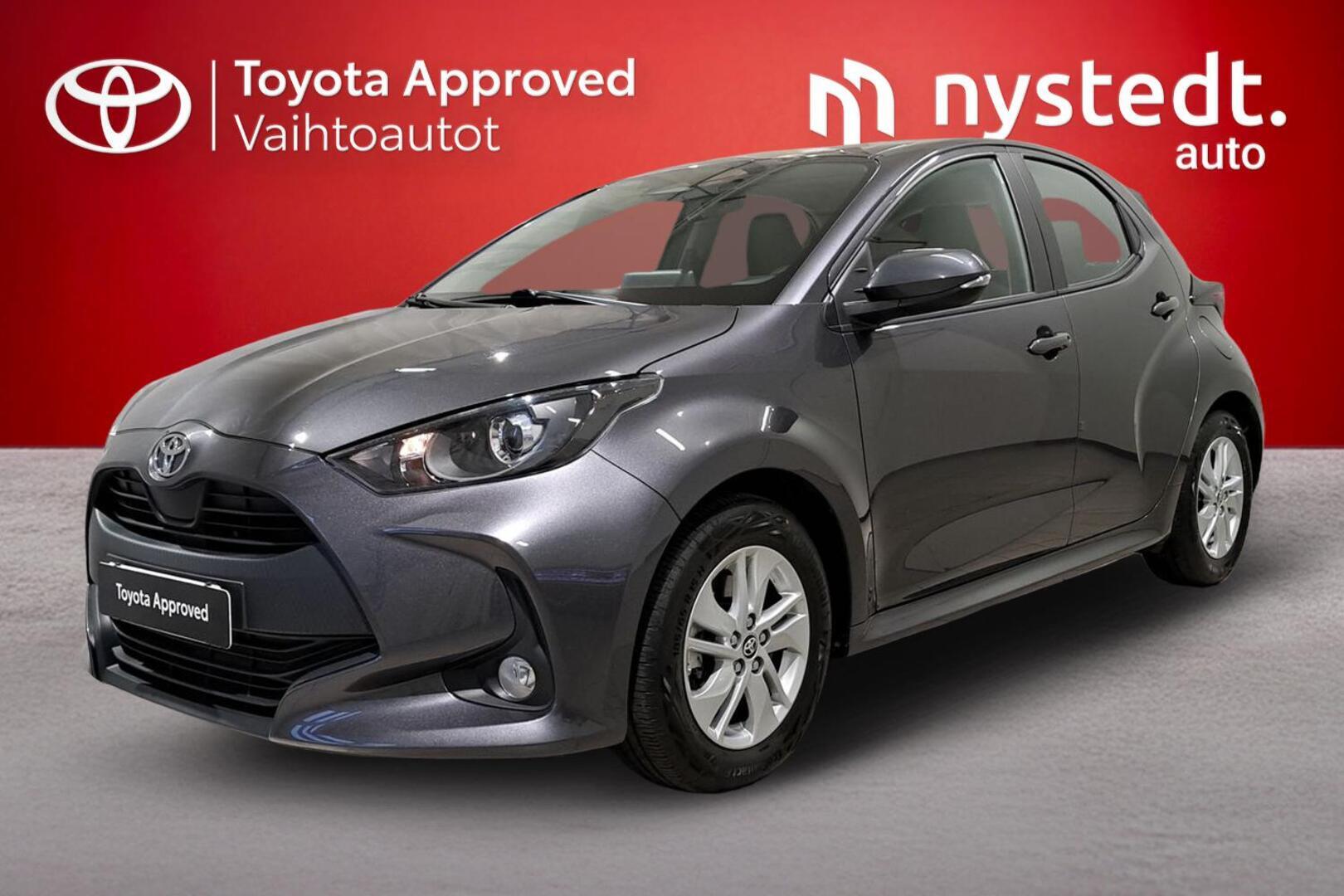 TOYOTA Yaris 2025