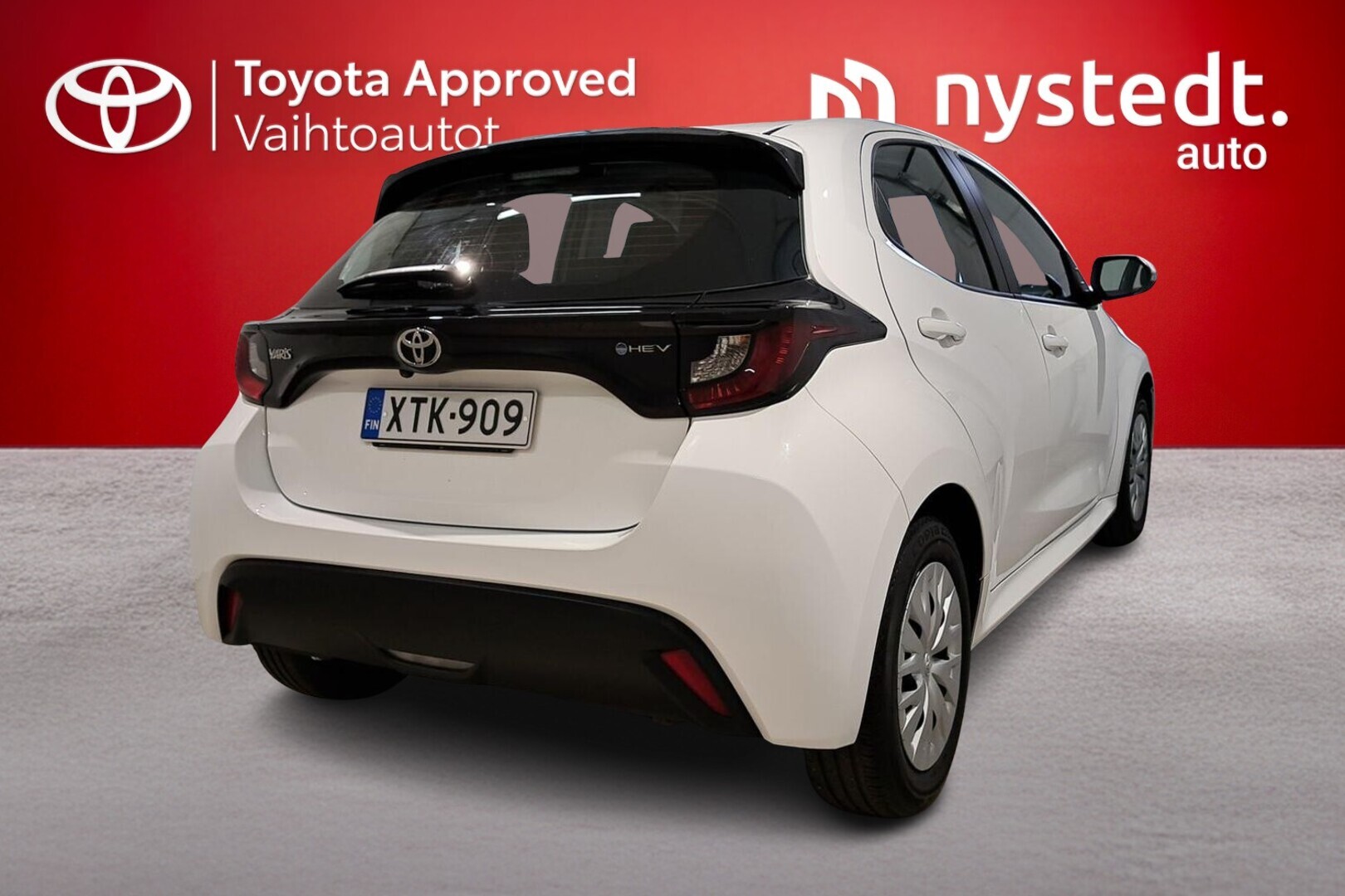 TOYOTA Yaris 2025