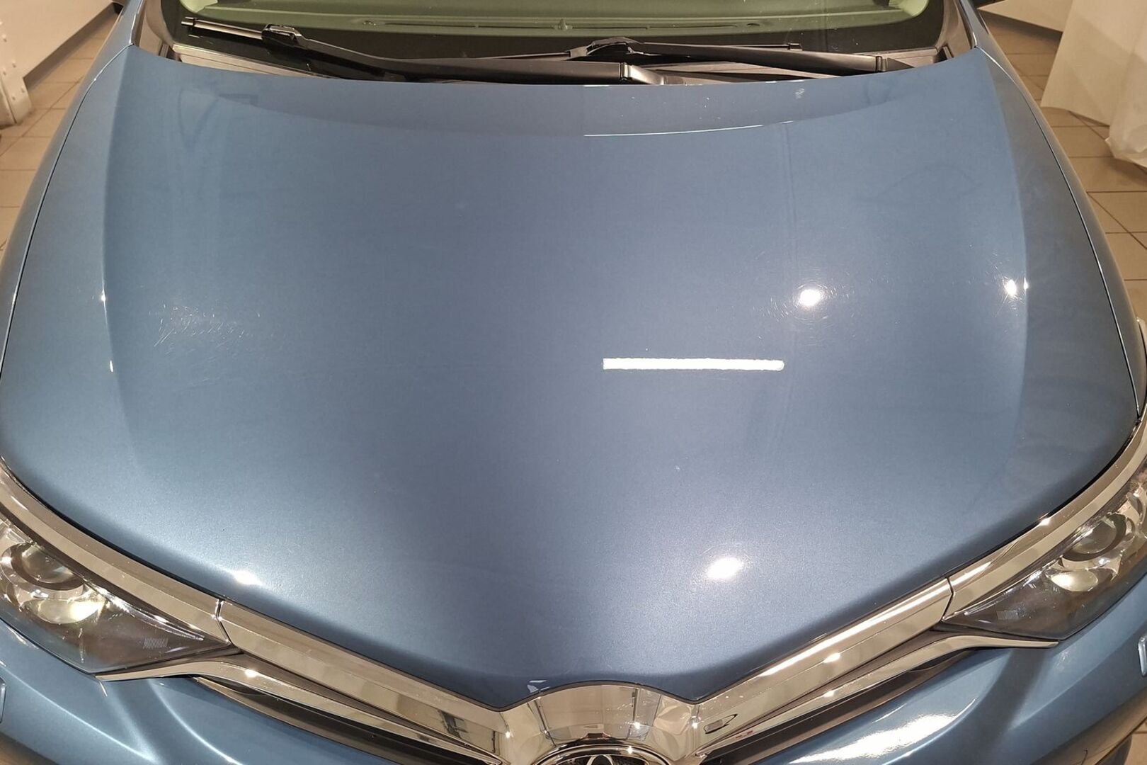 TOYOTA Auris 2015