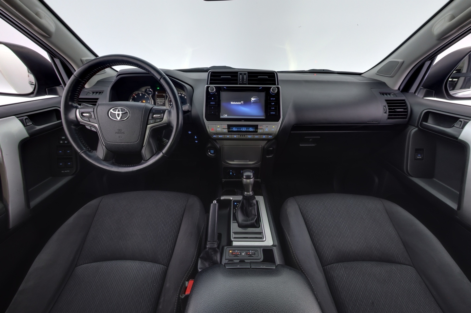 TOYOTA Land Cruiser 2019