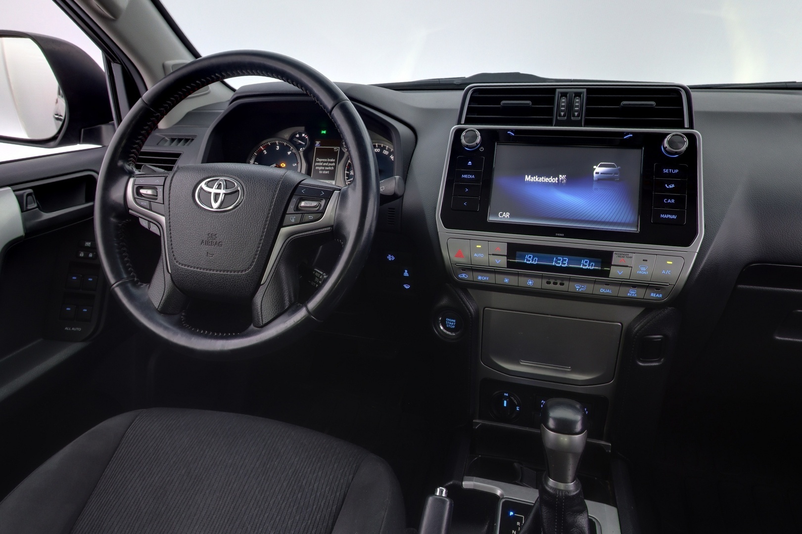 TOYOTA Land Cruiser 2019