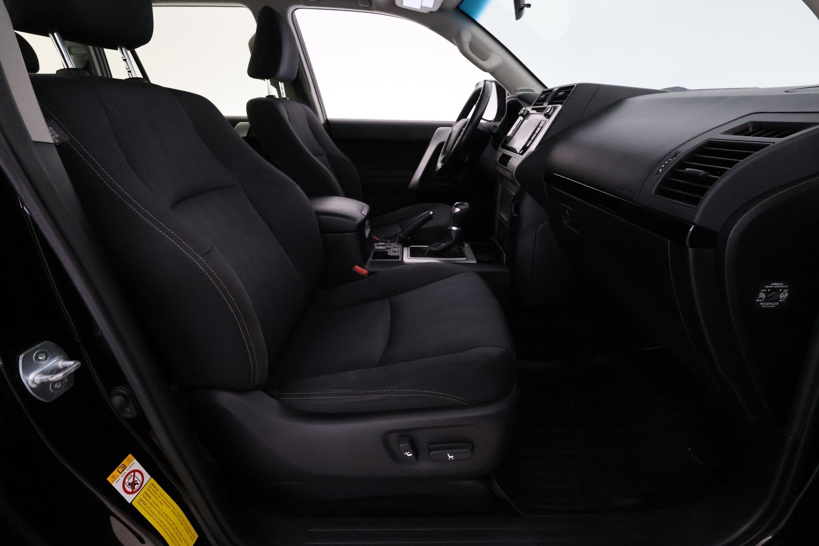 TOYOTA Land Cruiser 2019