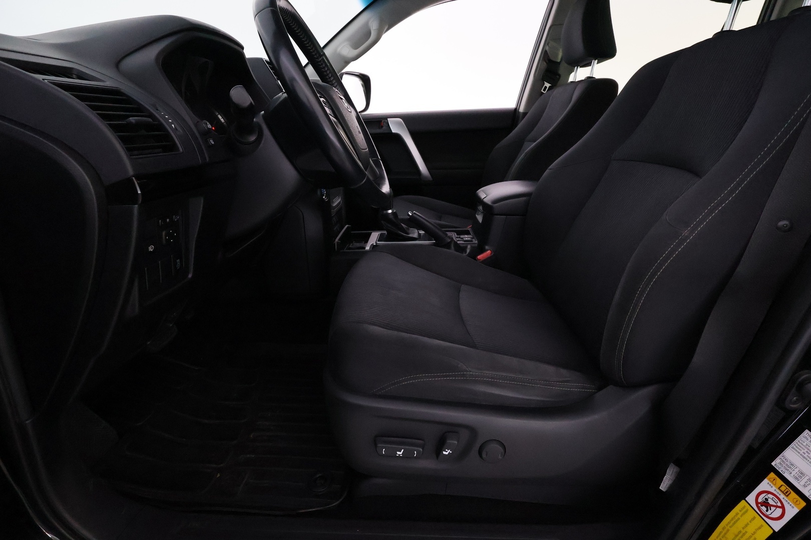 TOYOTA Land Cruiser 2019