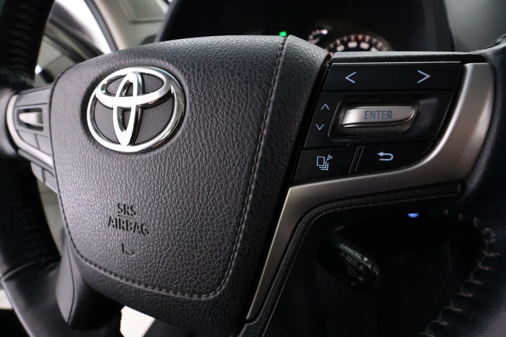 TOYOTA Land Cruiser 2019