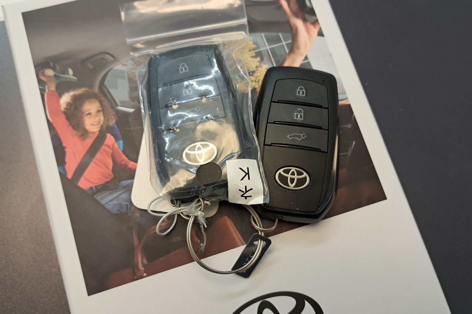 TOYOTA BZ4X TOURING 2026