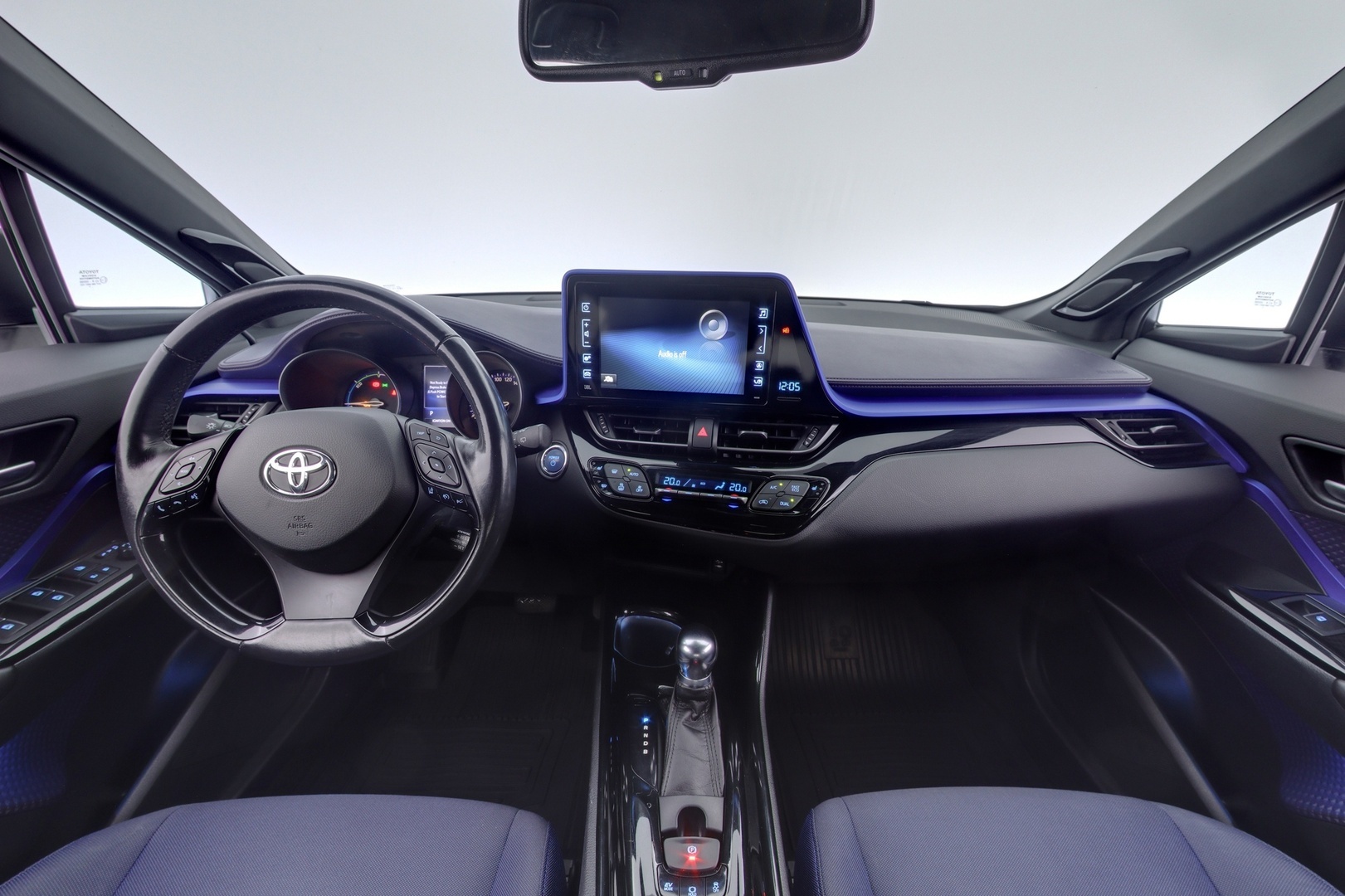 TOYOTA C-HR 2017
