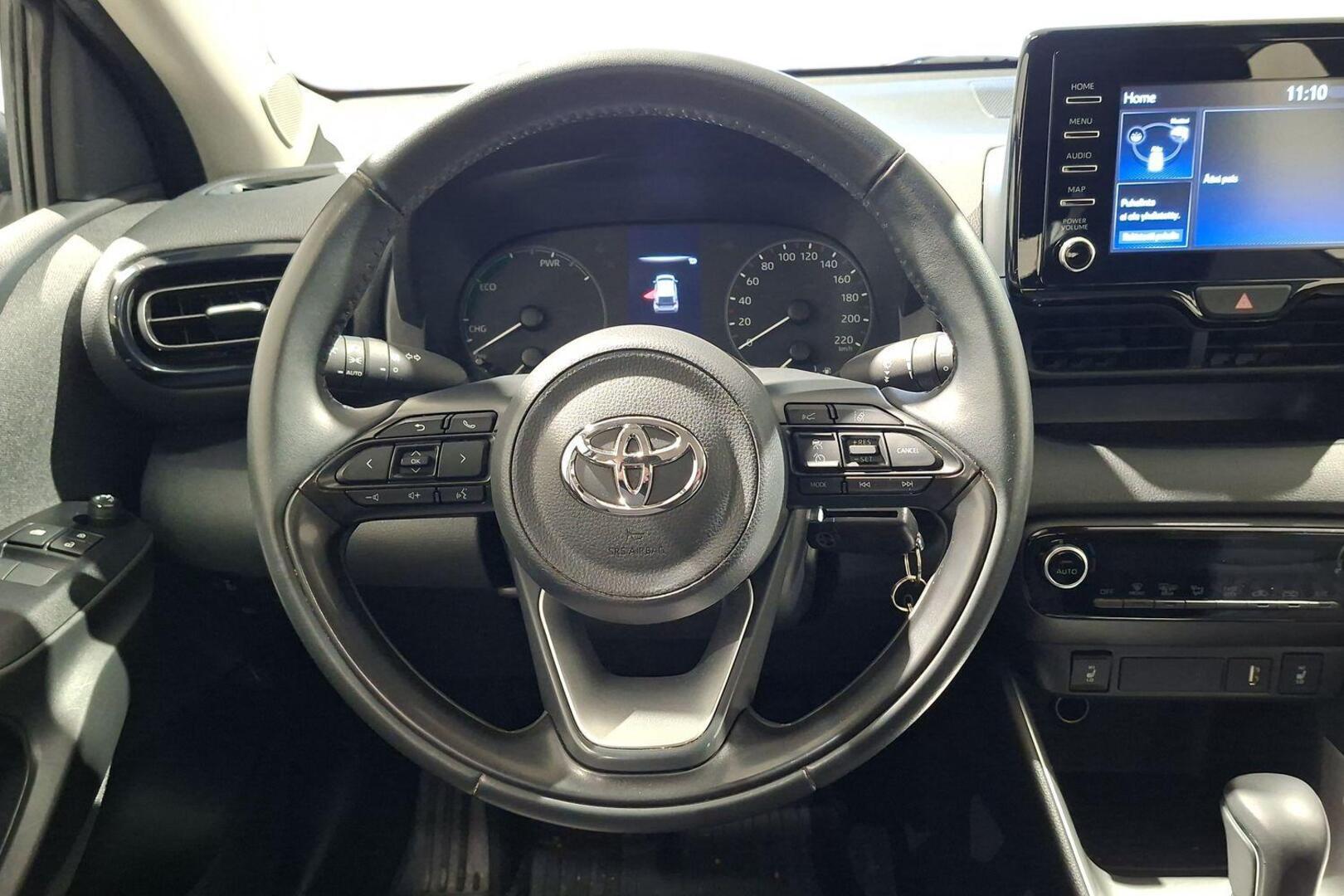 TOYOTA Yaris 2022
