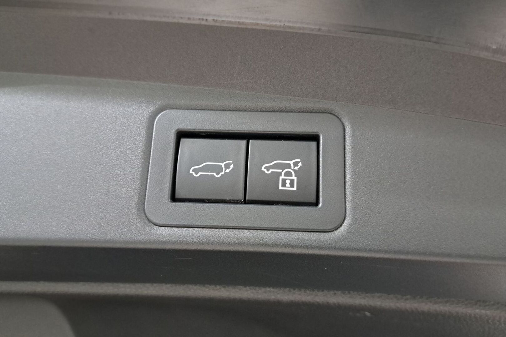 TOYOTA Corolla 2025