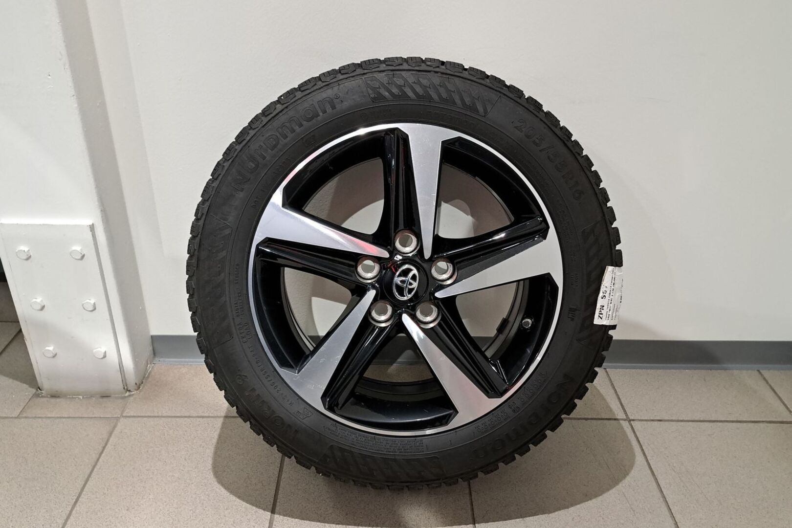 TOYOTA Corolla 2025