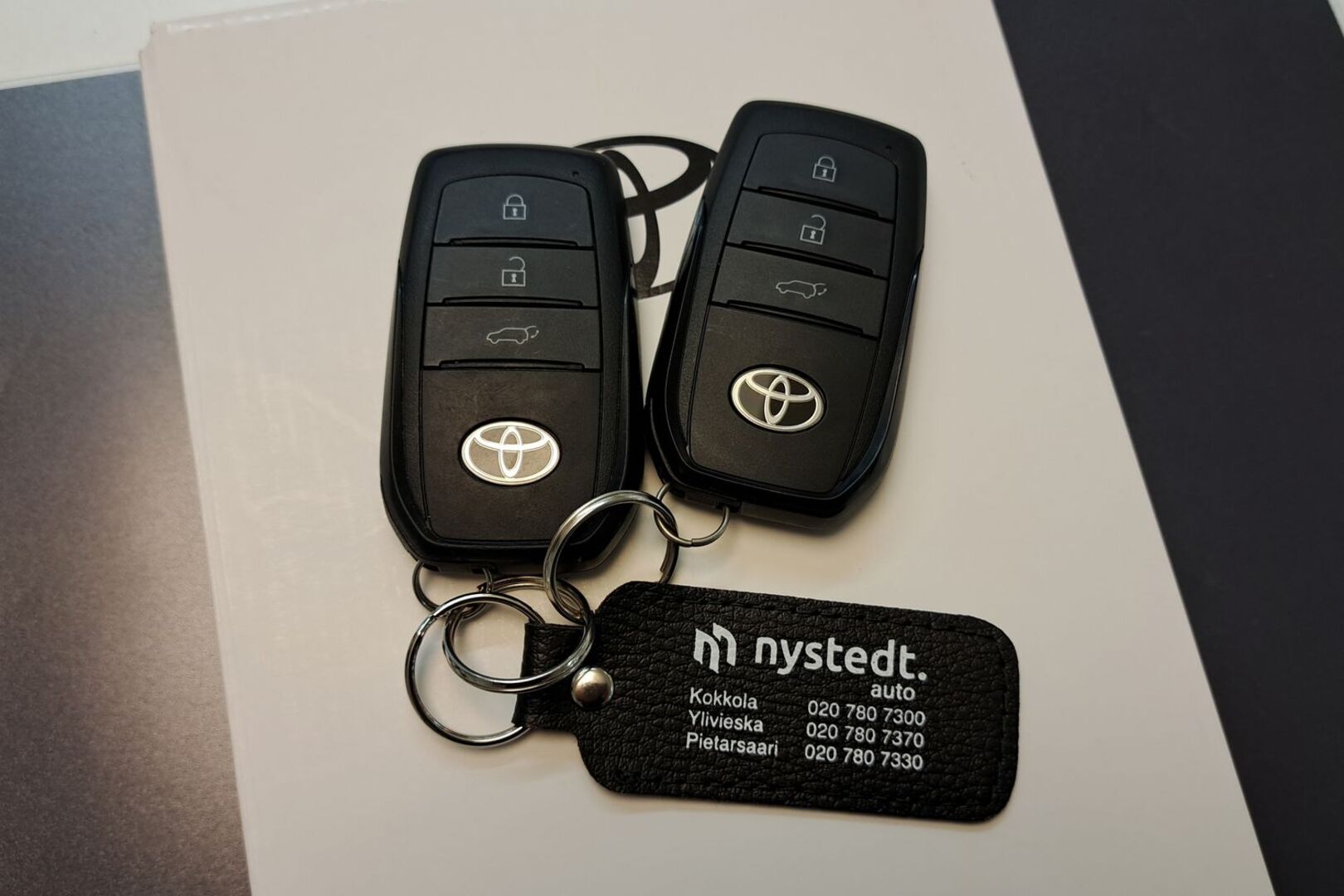 TOYOTA Corolla 2025