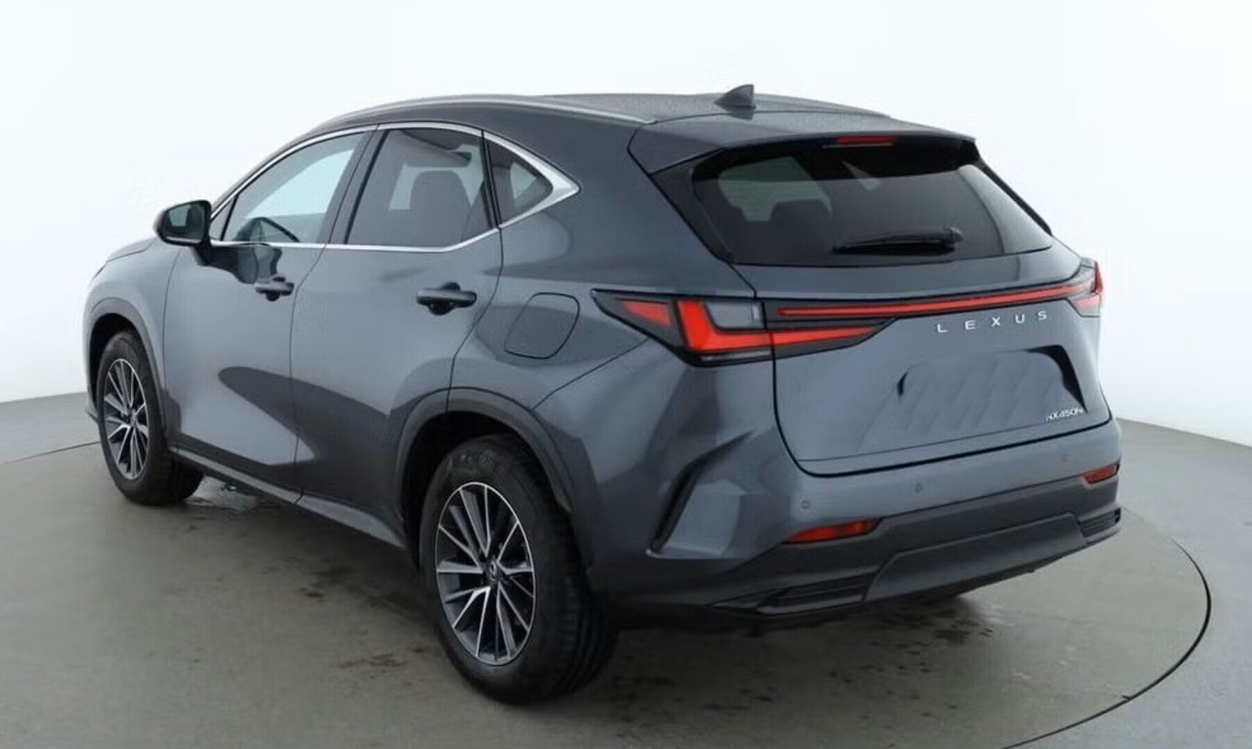 LEXUS NX 2025