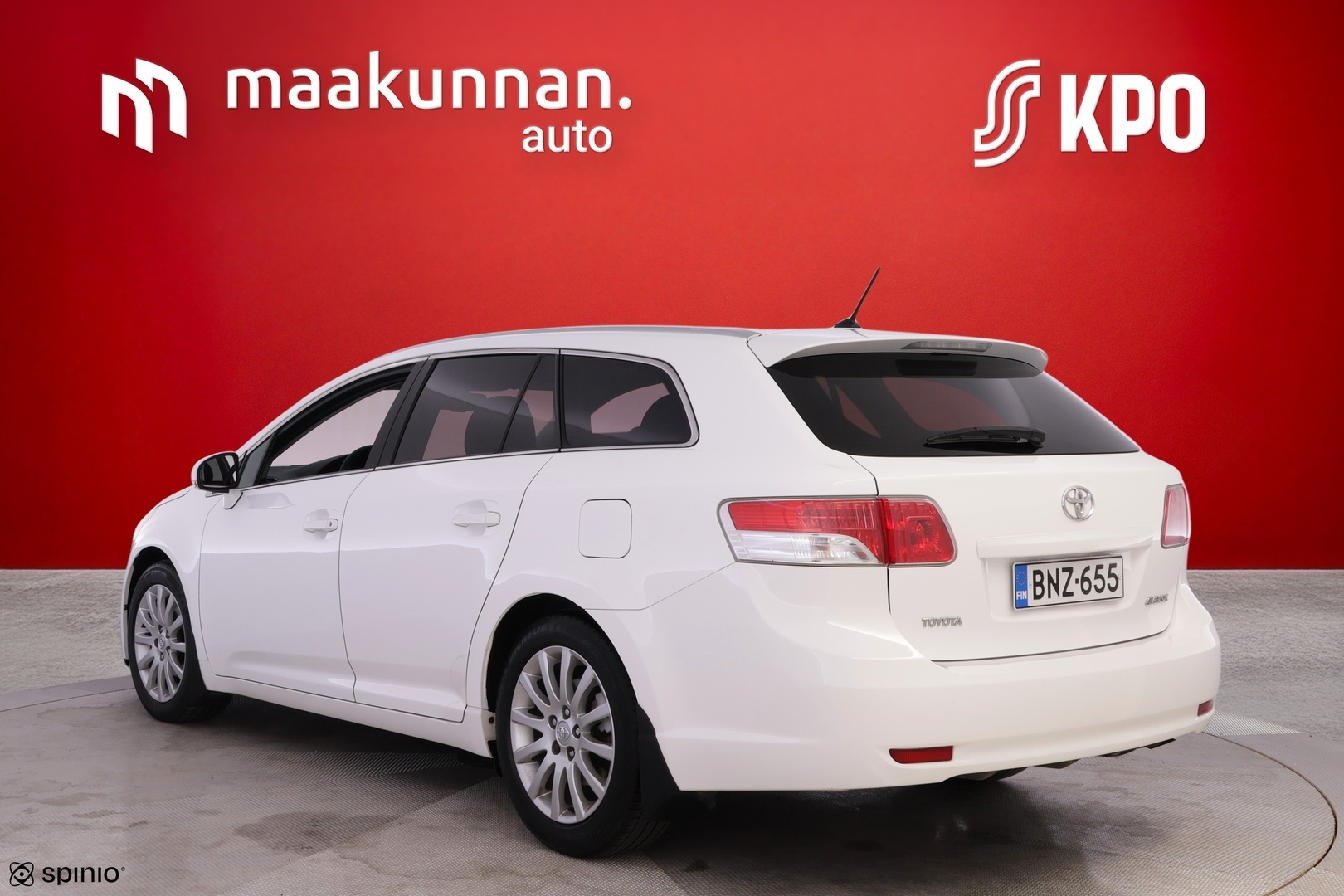 TOYOTA Avensis 2