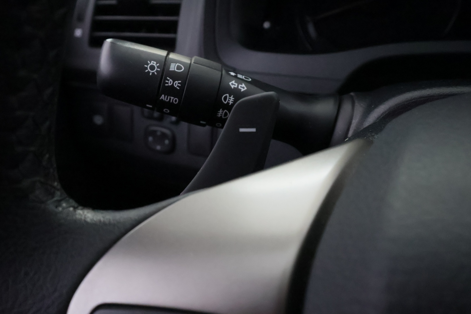 TOYOTA Avensis 29