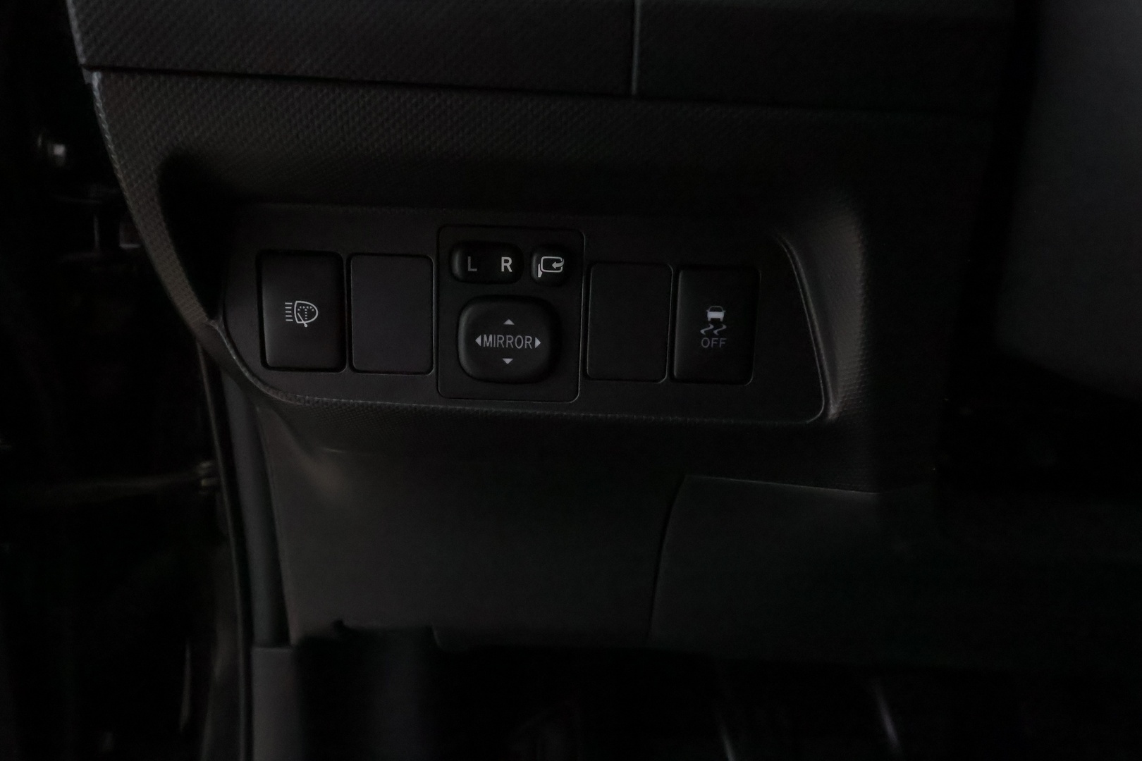 TOYOTA Auris 2012