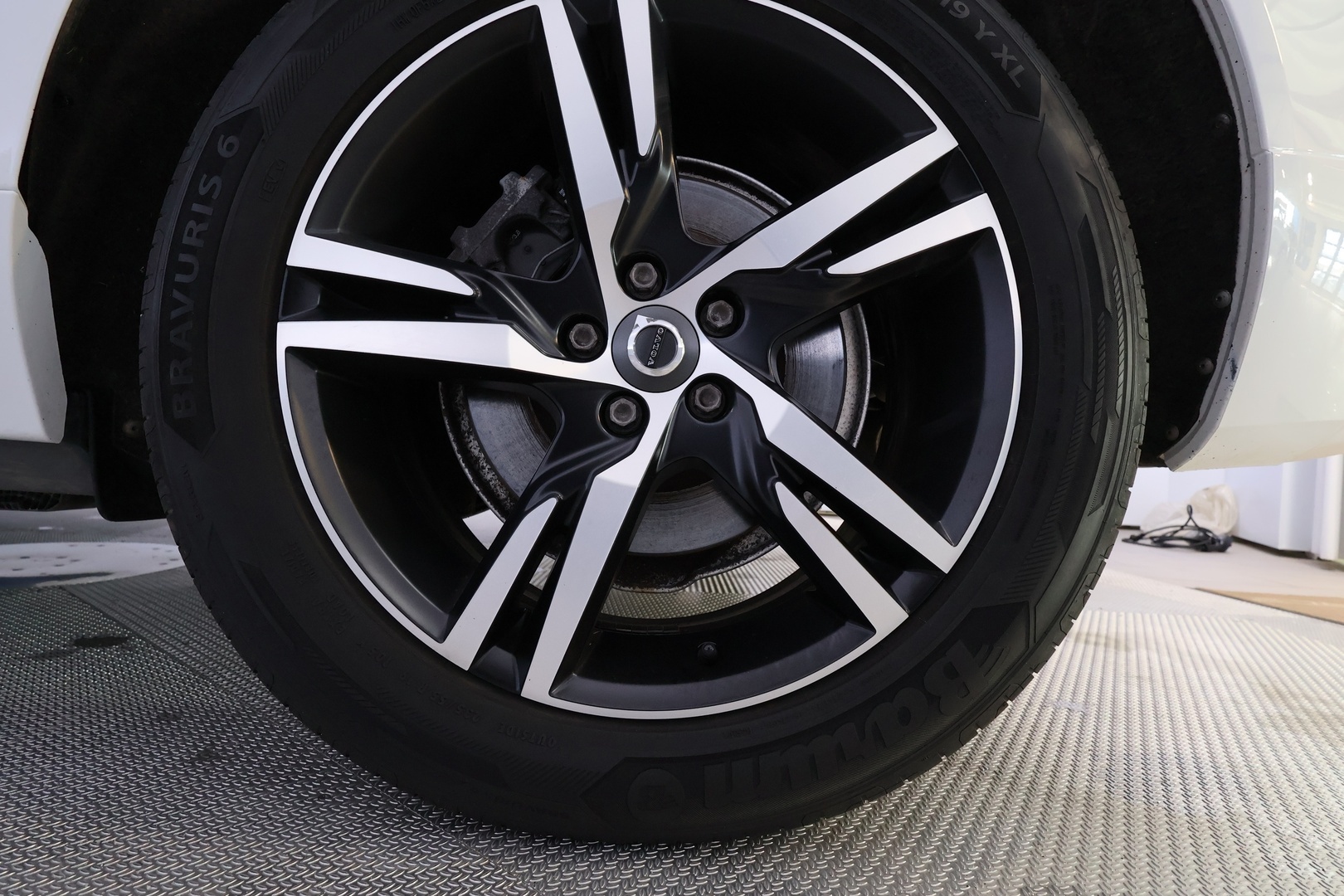 VOLVO XC60 2019