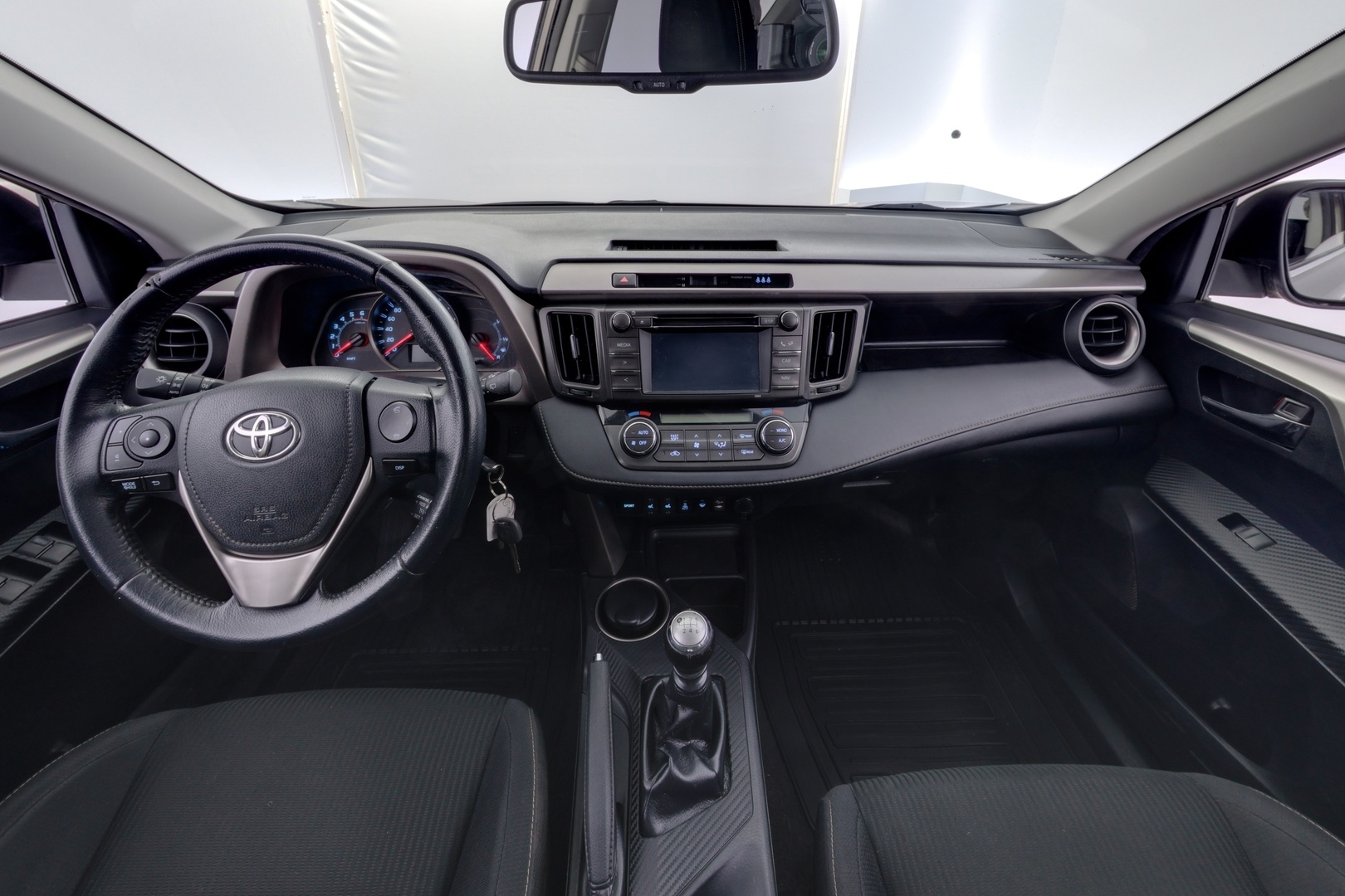 TOYOTA RAV4 2015