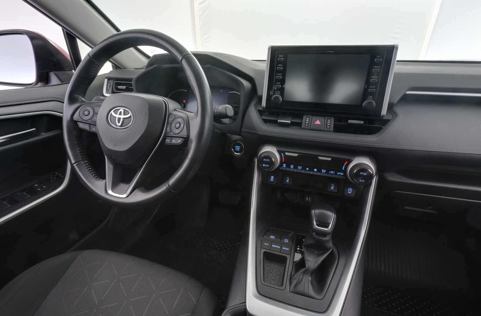 TOYOTA RAV4 2019