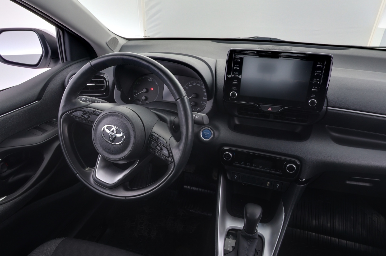 TOYOTA Yaris 2022