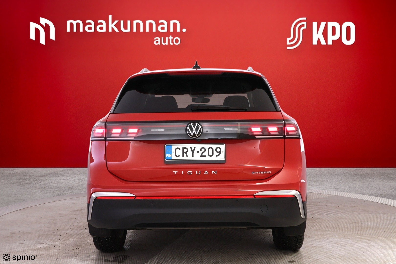 VOLKSWAGEN Tiguan 2024