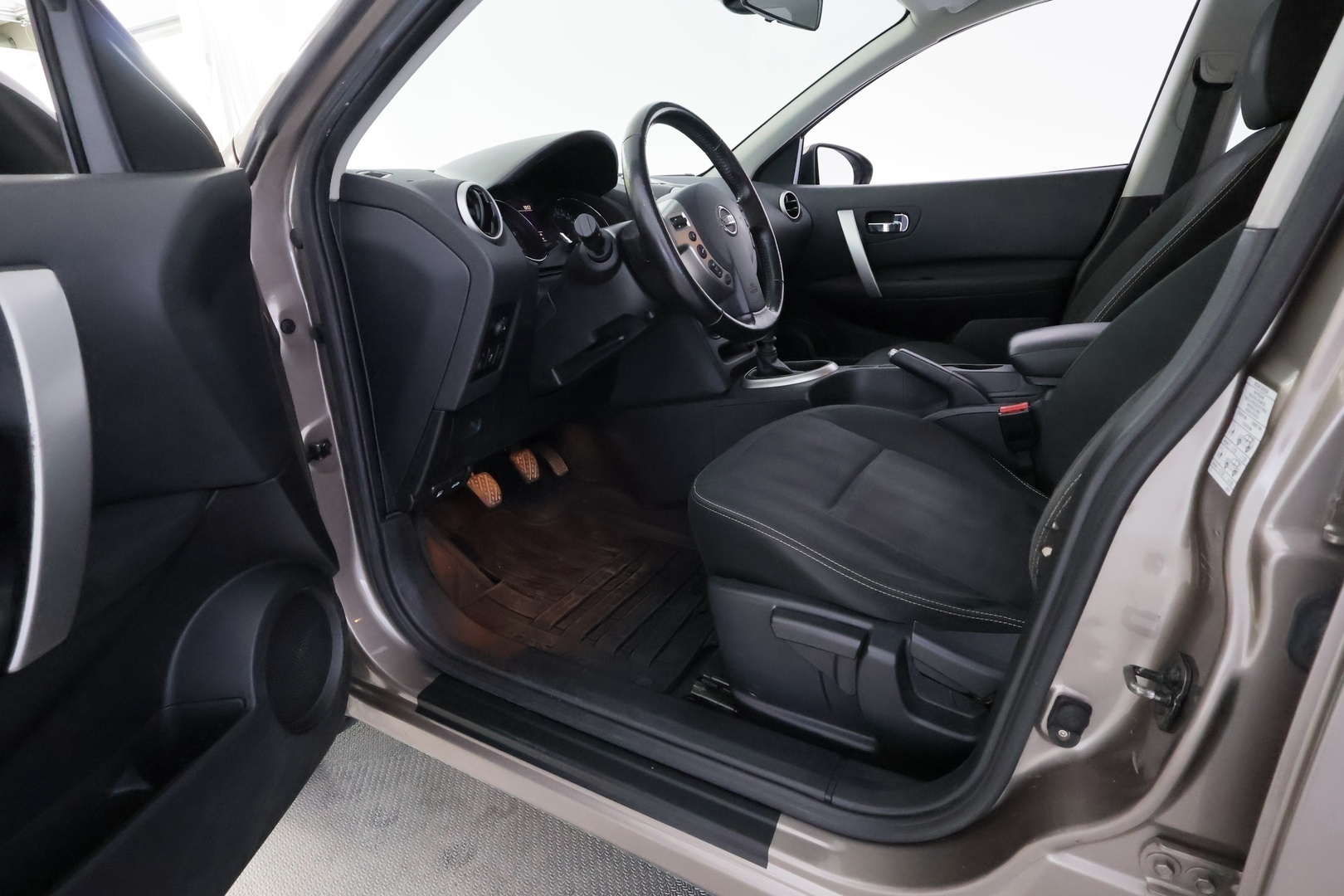 NISSAN Qashqai 19