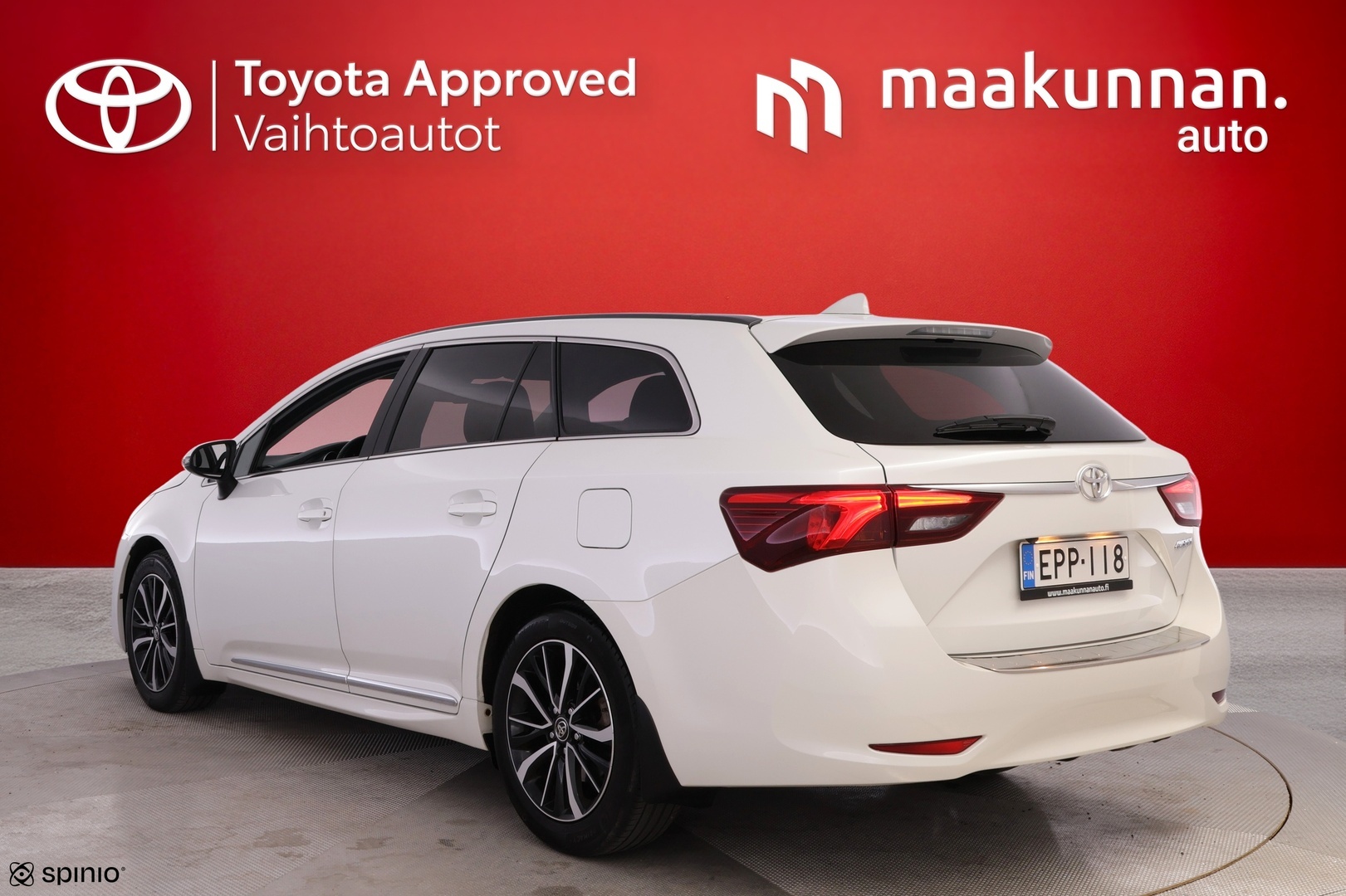 TOYOTA Avensis 2018