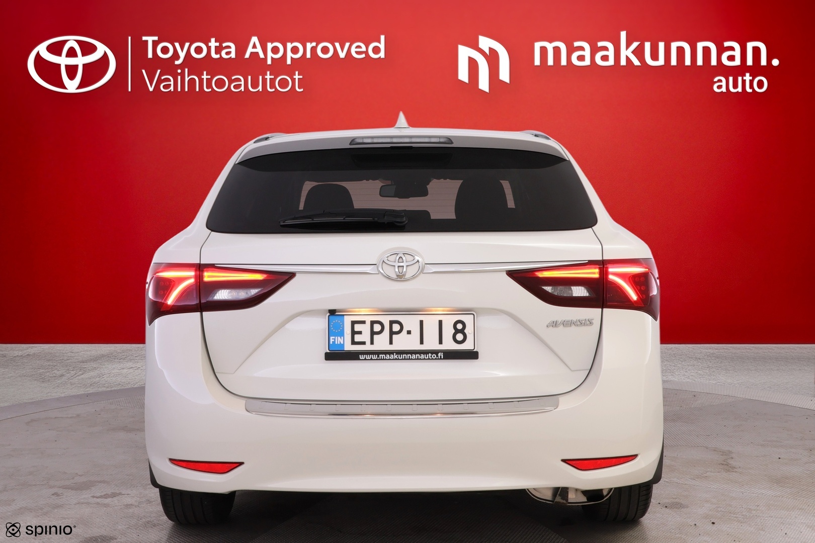 TOYOTA Avensis 2018