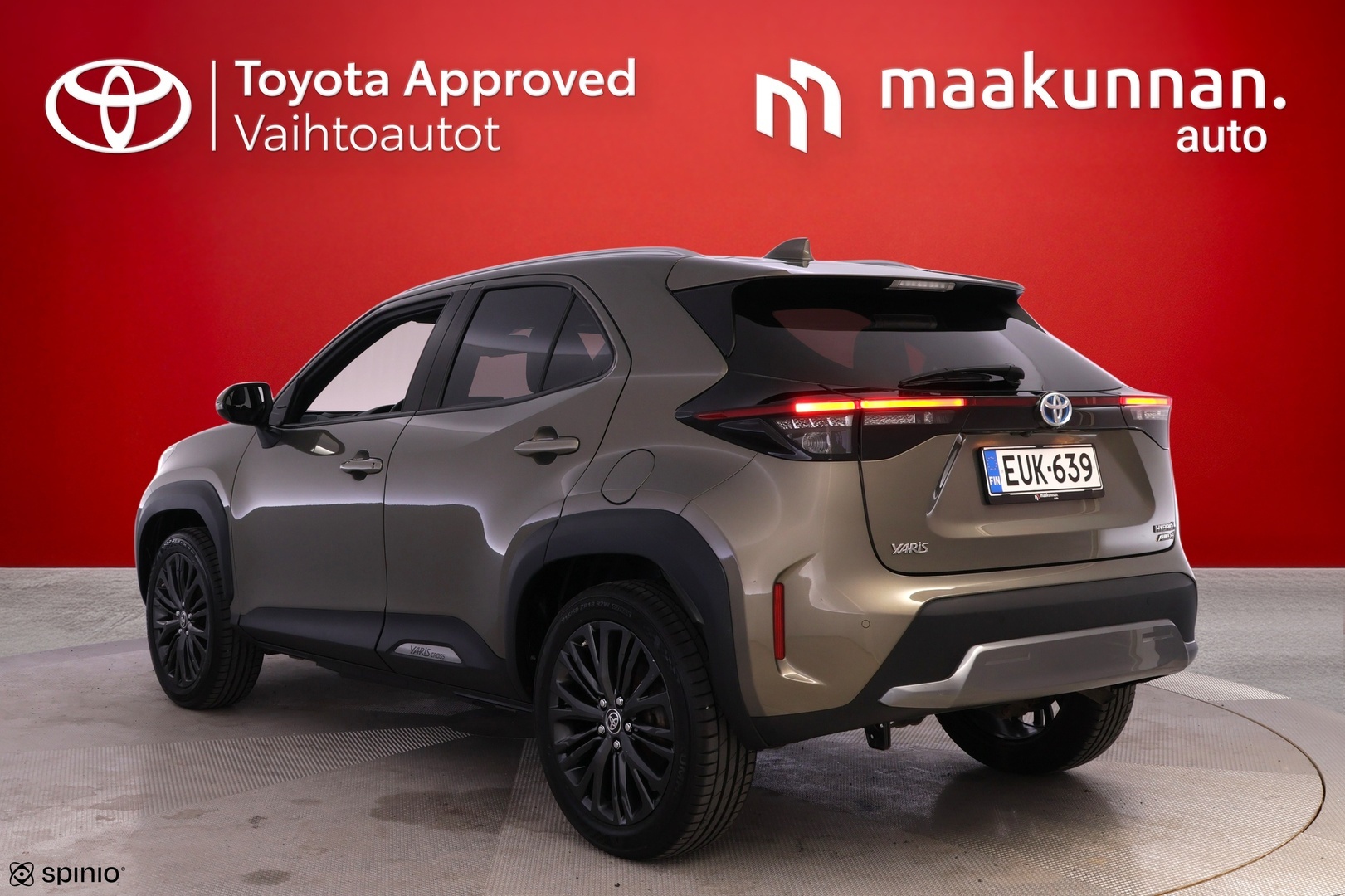 TOYOTA Yaris Cross 2022