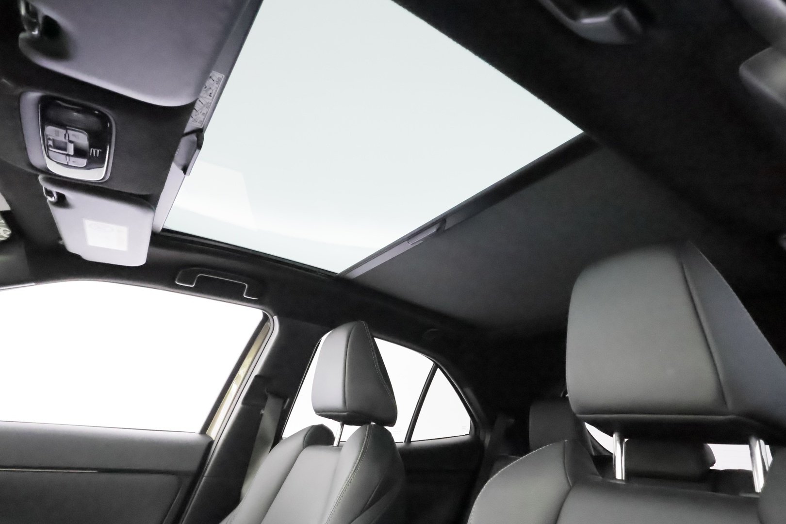 TOYOTA Yaris Cross 2022