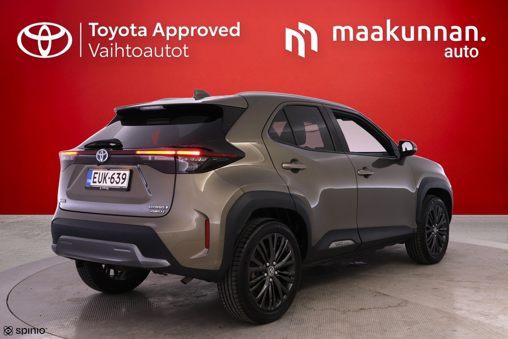 TOYOTA Yaris Cross 2022