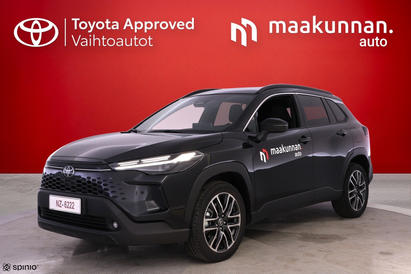TOYOTA Corolla Cross 2026