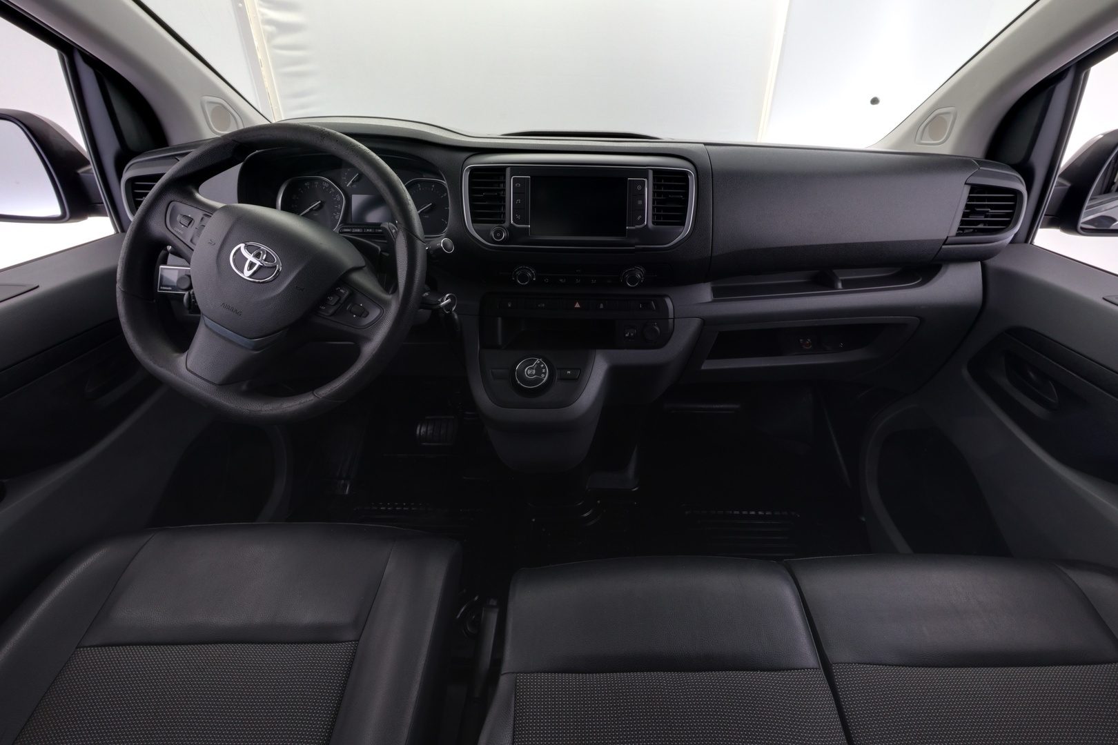 TOYOTA Proace 2018