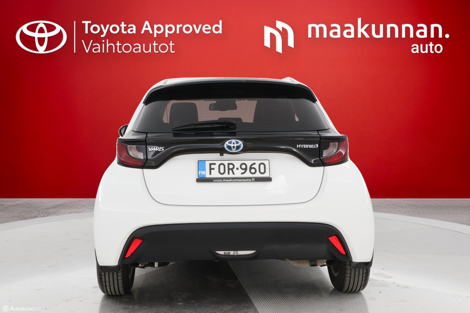TOYOTA Yaris 2021
