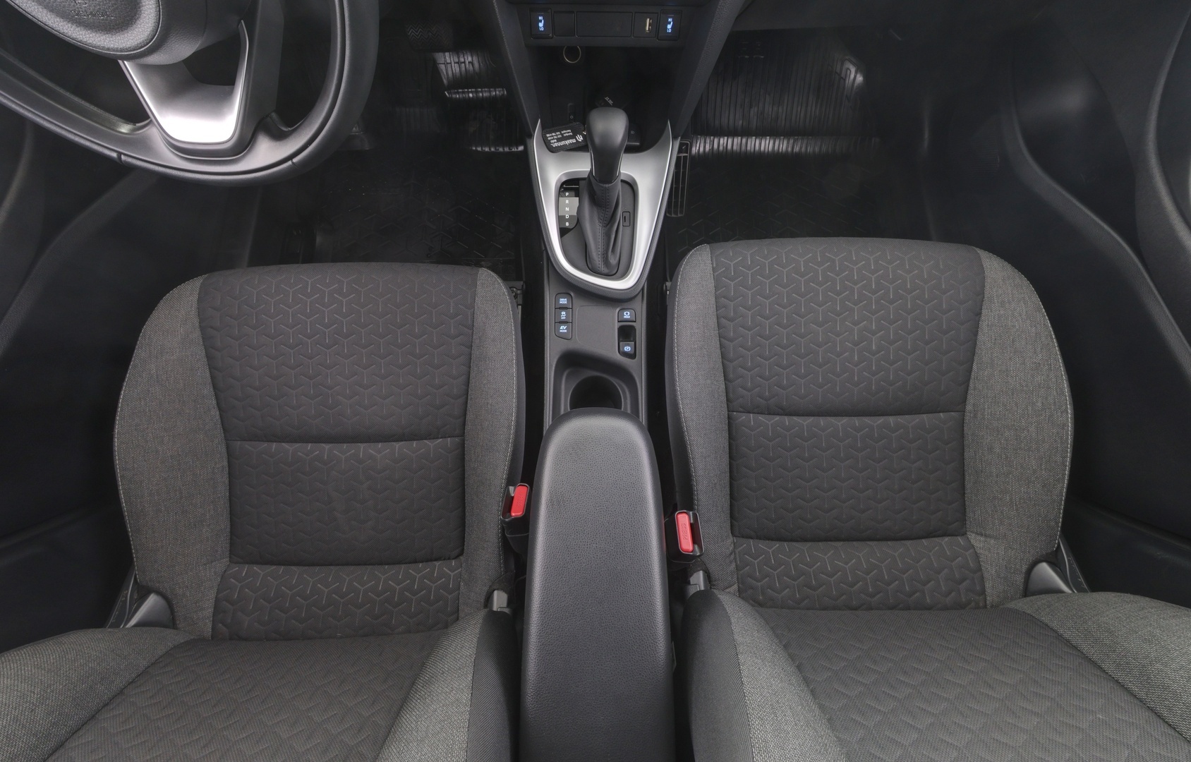 TOYOTA Yaris Cross 2023