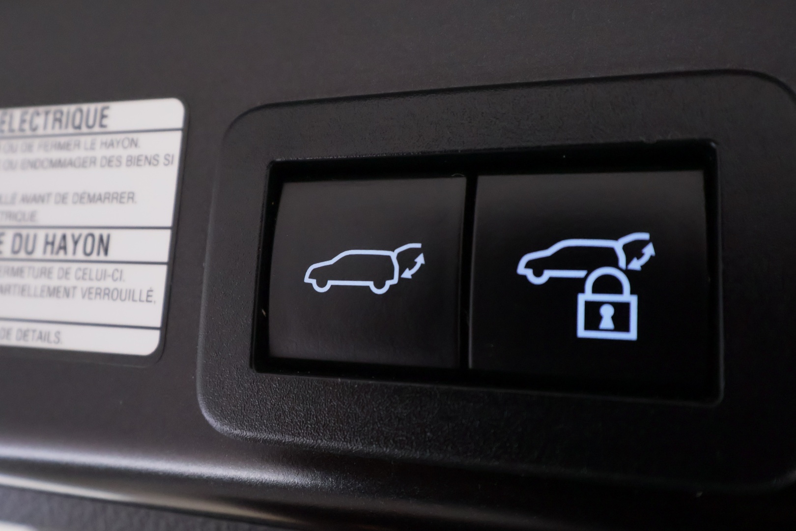 TOYOTA Yaris Cross 2023