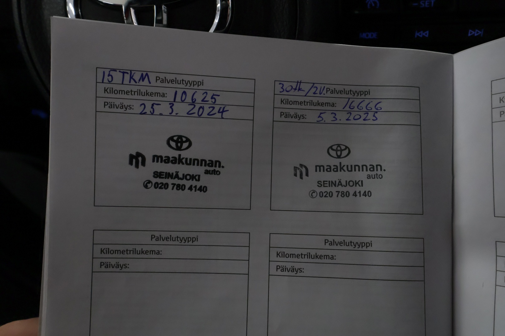 TOYOTA Yaris Cross 2023