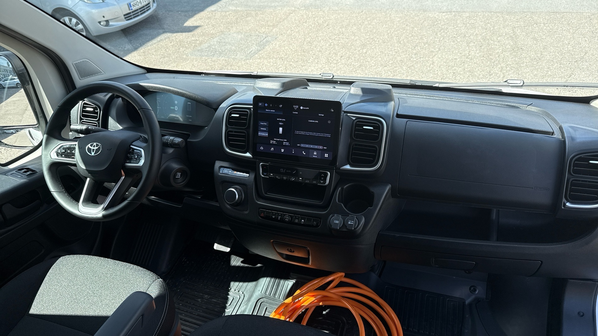 TOYOTA Proace MAX 2025