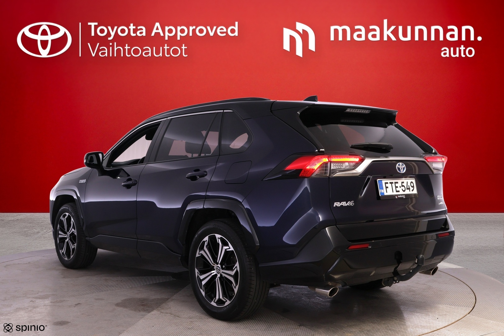 TOYOTA RAV4 PLUG-IN 2