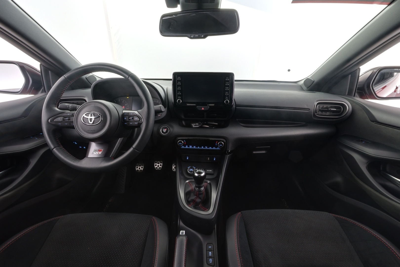 TOYOTA GR Yaris 2021