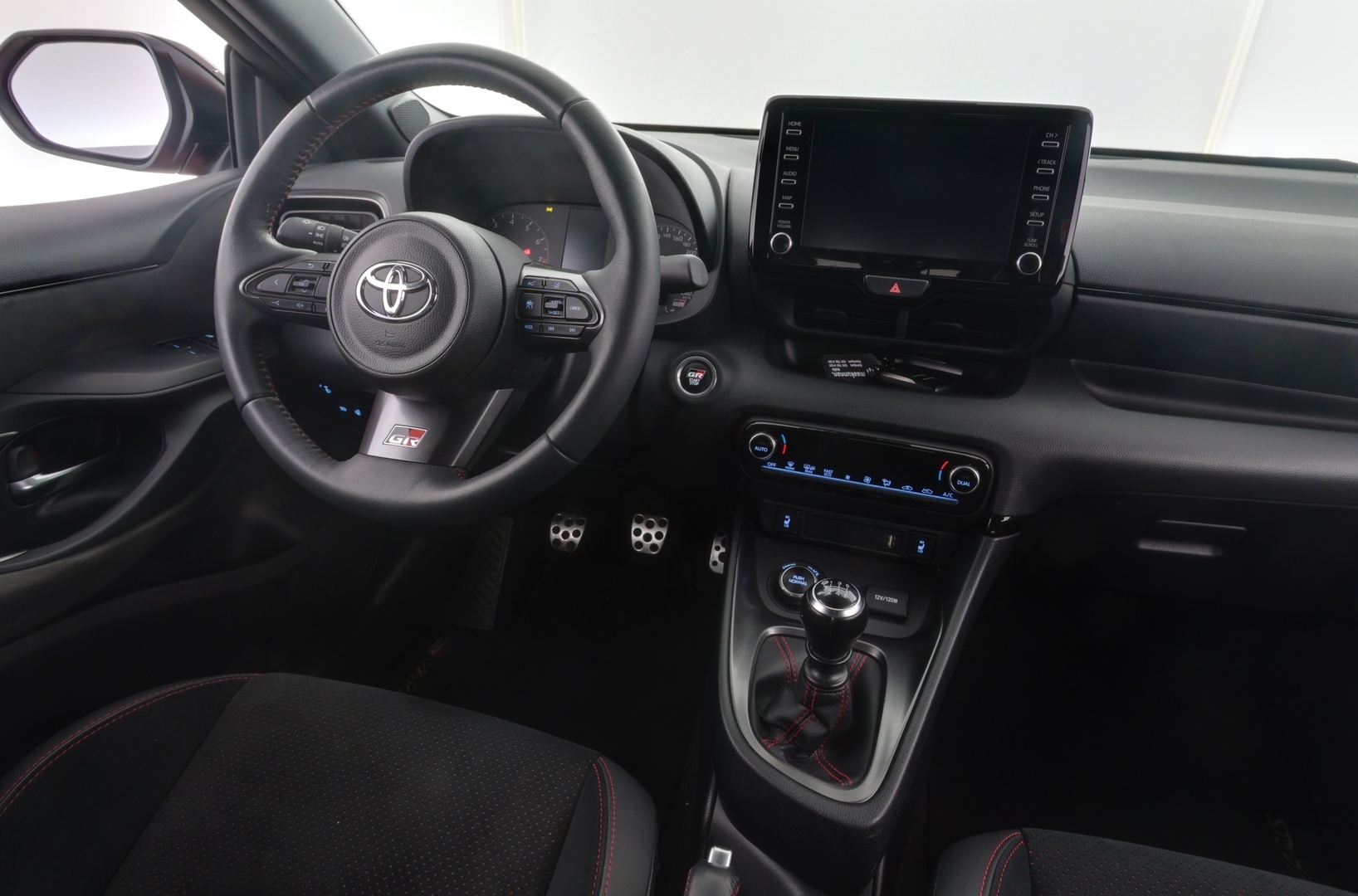 TOYOTA GR Yaris 2021