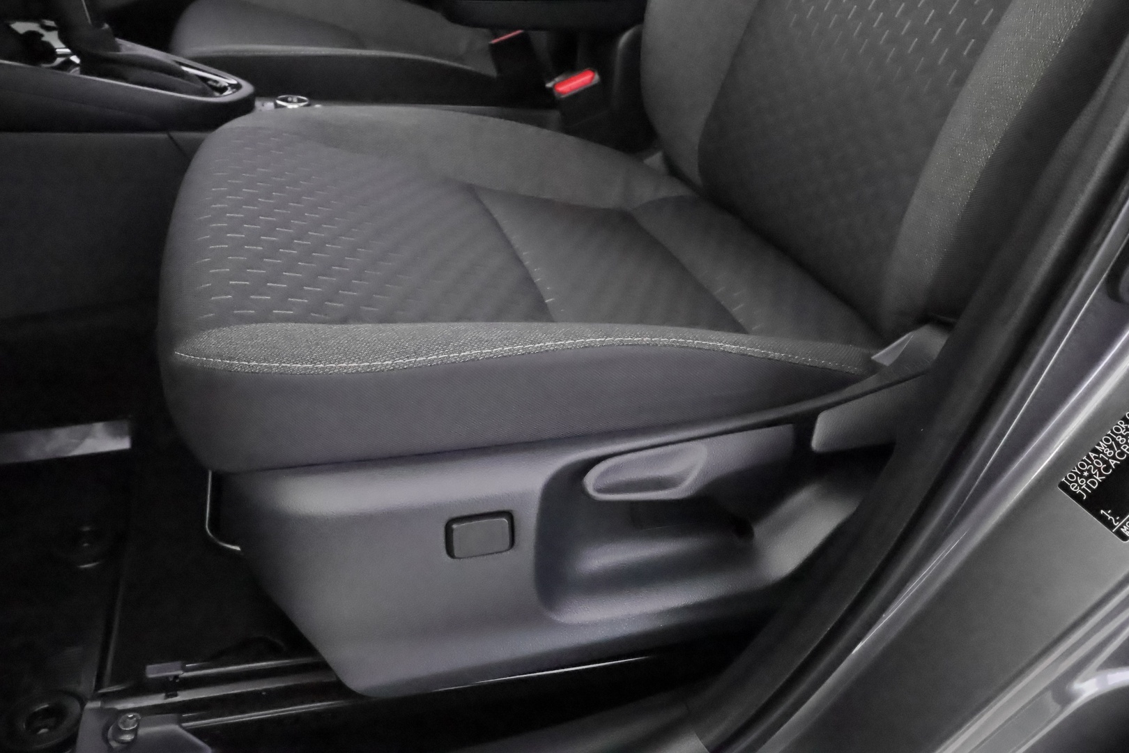 TOYOTA Yaris Cross 2024