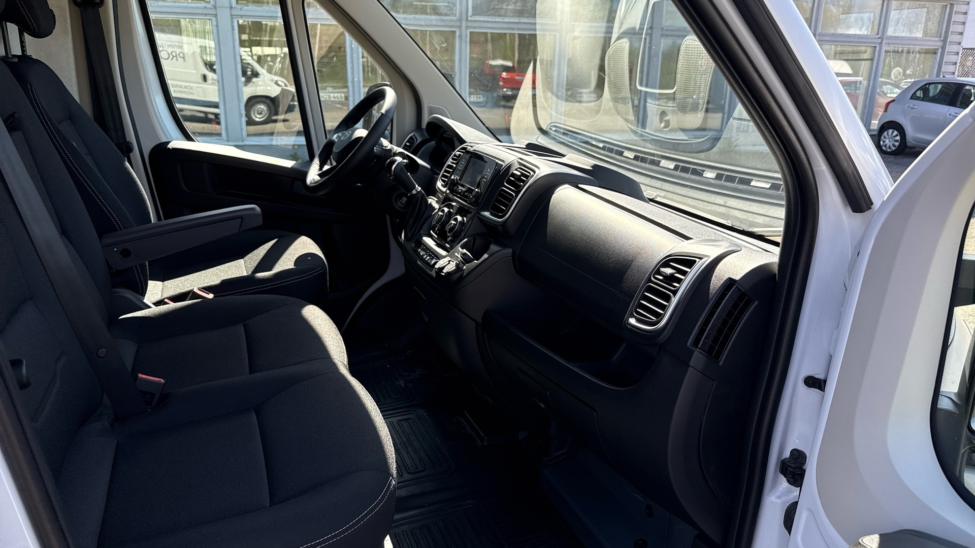 TOYOTA Proace MAX 2025