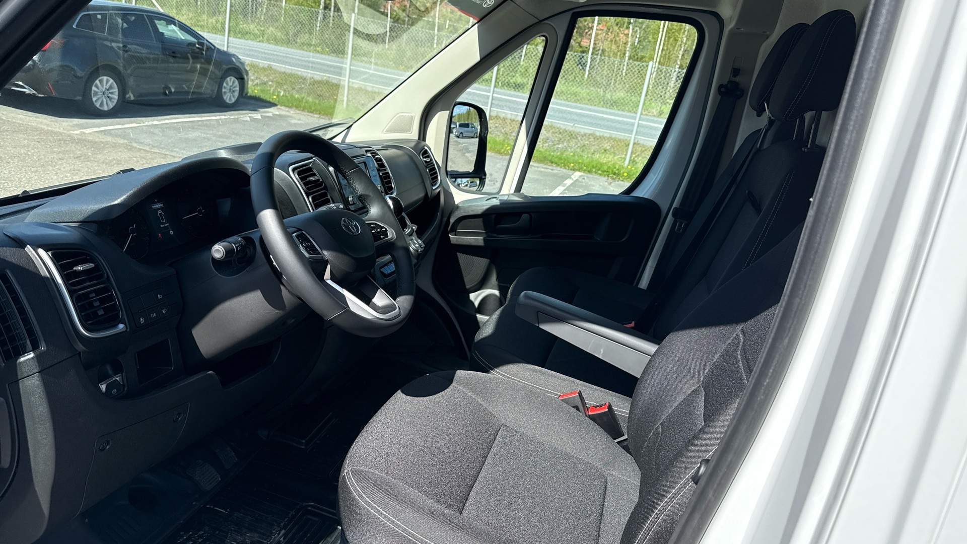TOYOTA Proace MAX 2025