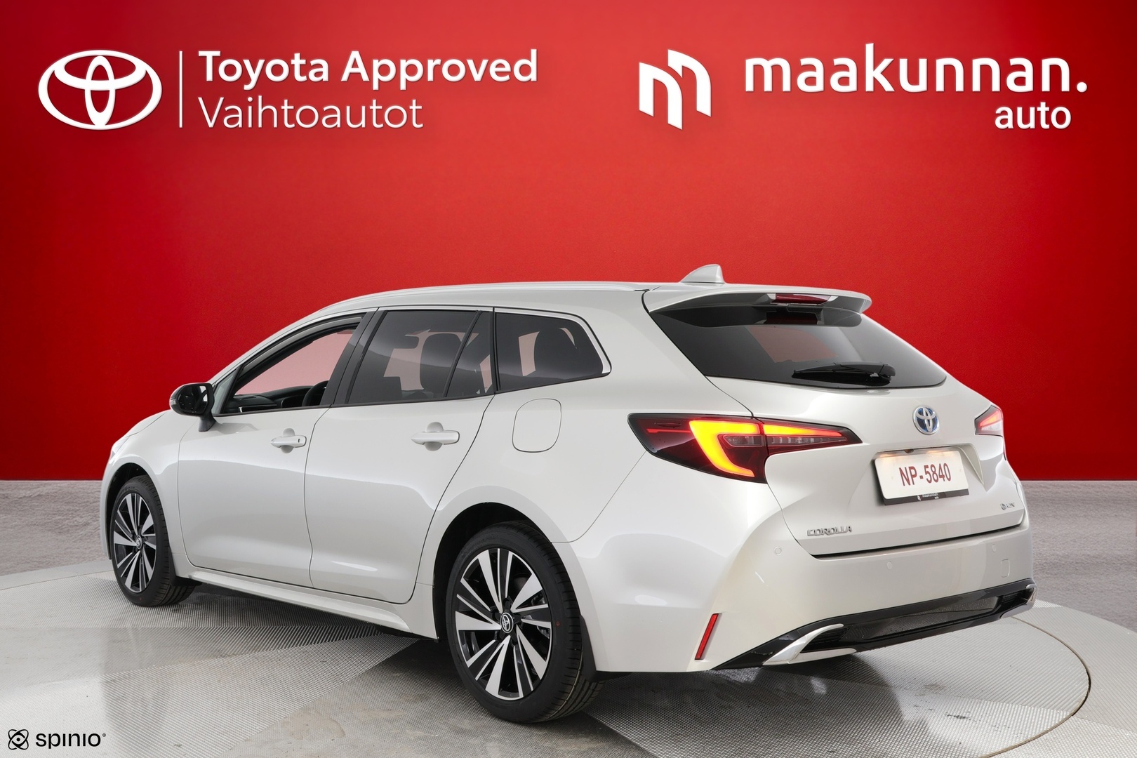 TOYOTA Corolla 2025